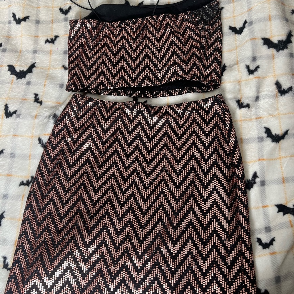 2 peice set black and pink Size M